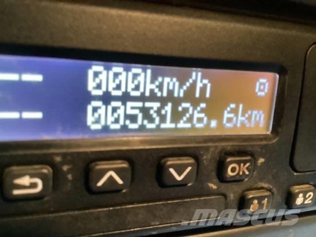 DAF LF 230 شاحنات مسطحة/مفصلية الجوانب