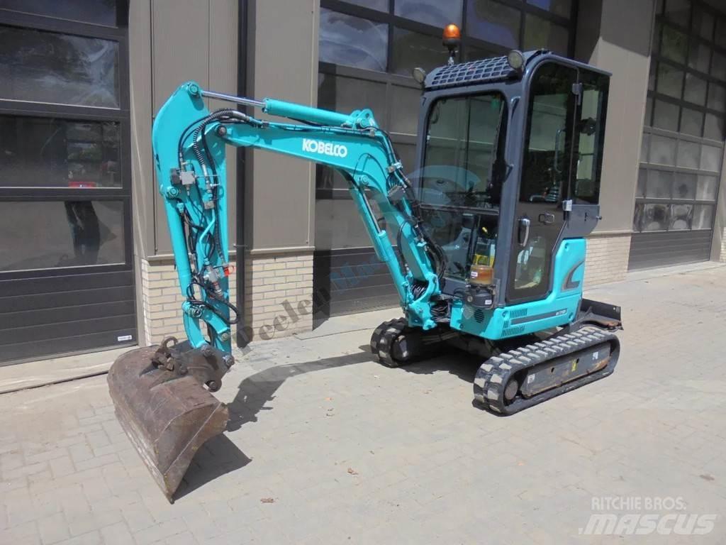 Kobelco SK 17 SR-3 حفارات صغيرة أقل من 7 طن (حفارات صغيرة)