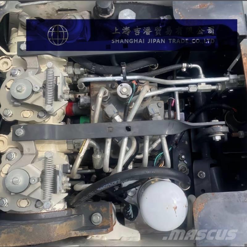 Bobcat S 70 لوادر انزلاقية التوجيه