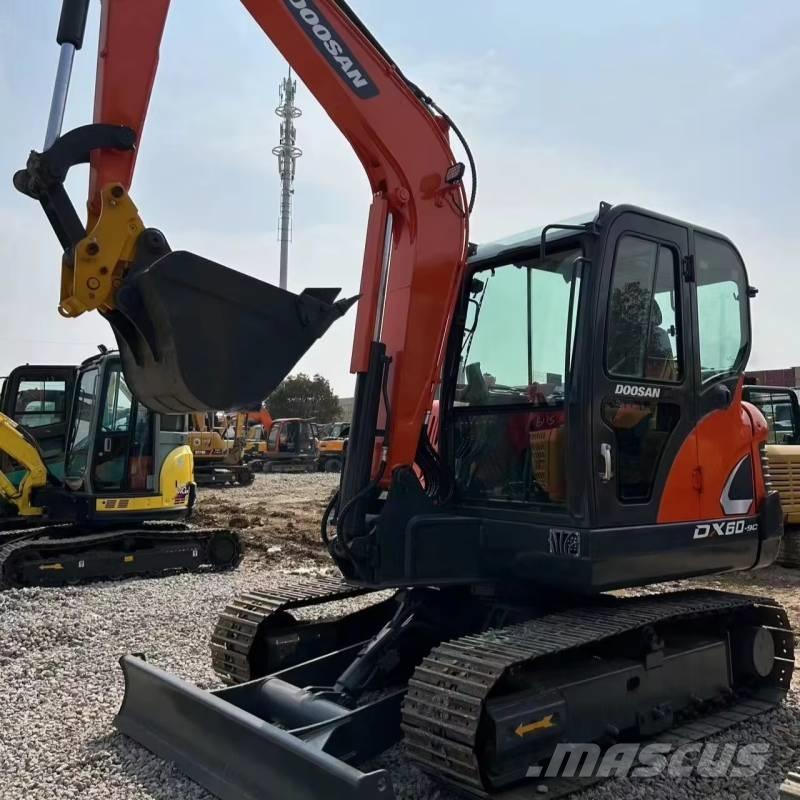 Doosan 60 حفارات زحافة