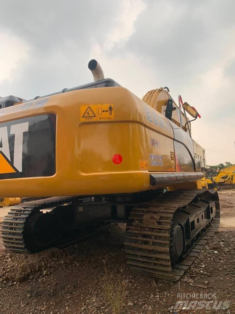 CAT 336 D حفارات زحافة