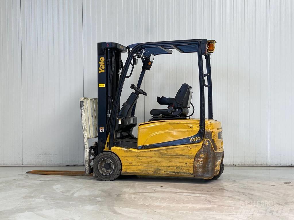 Yale ERP20VT LWB شاحنات ذات رافعات شوكية تعمل بالكهرباء