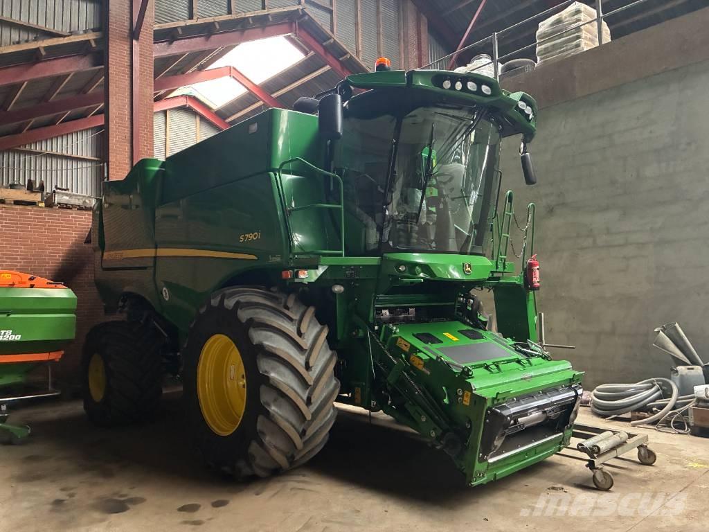 John Deere S 790i حصادات