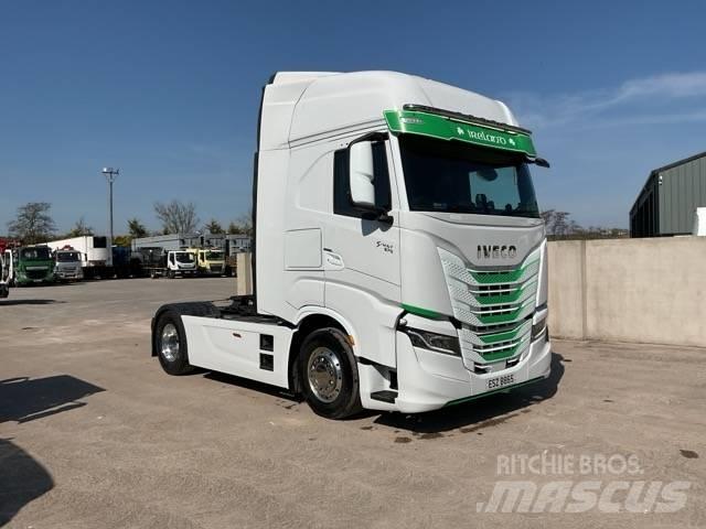 Iveco S-Way 570 وحدات الجر