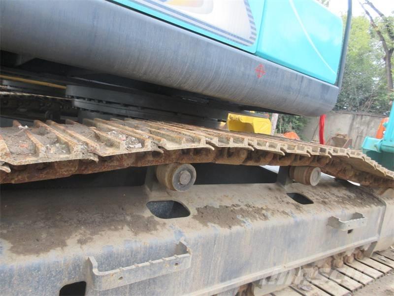 Kobelco SK 210 حفارات زحافة