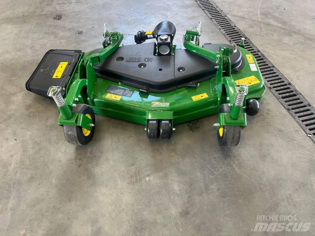 John Deere 7 Iron ركوب الحشائش