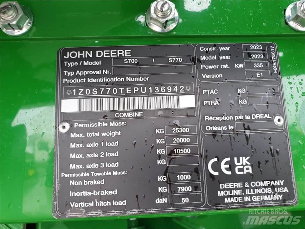 John Deere S770 حصادات