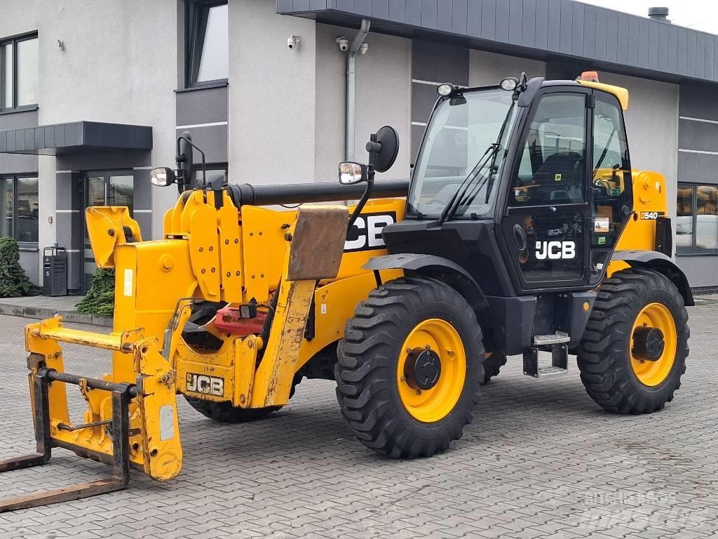 JCB 540-170 مناولات متداخلة
