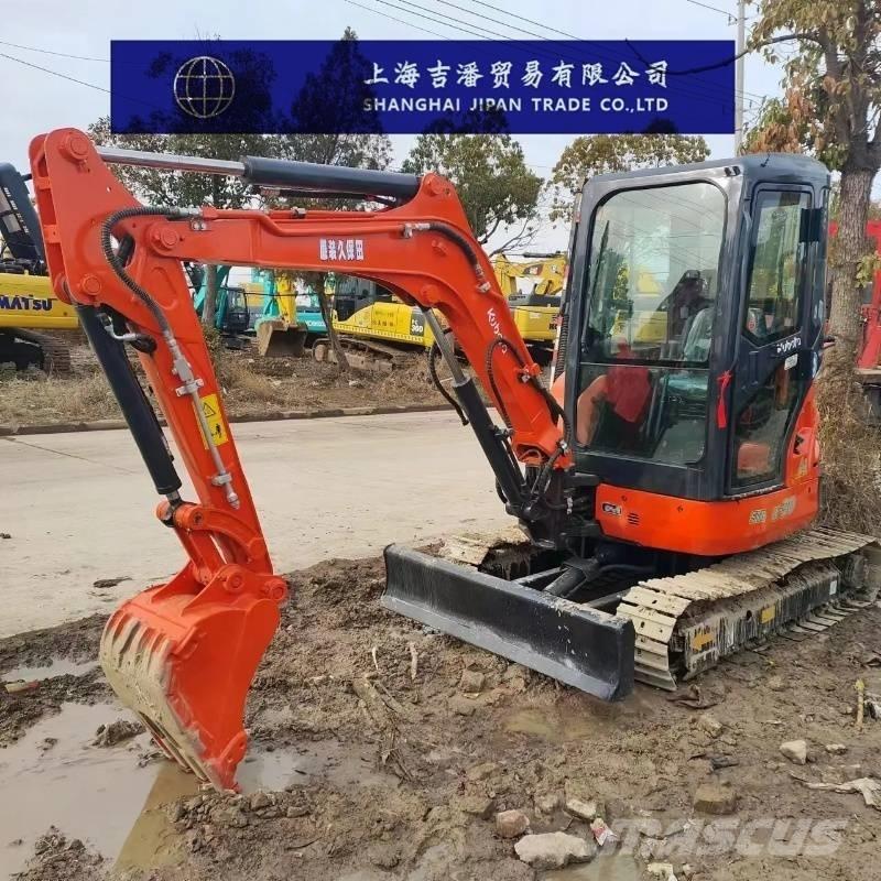 Kubota U 30 حفارات زحافة