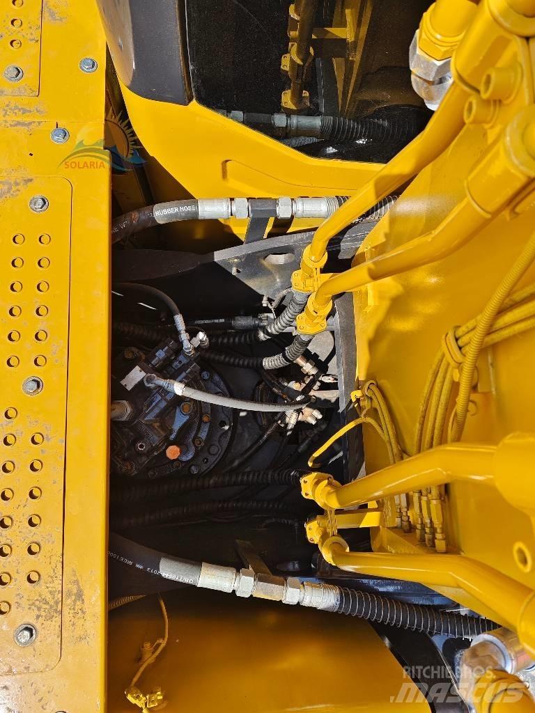 XCMG XE 215 D حفارات زحافة