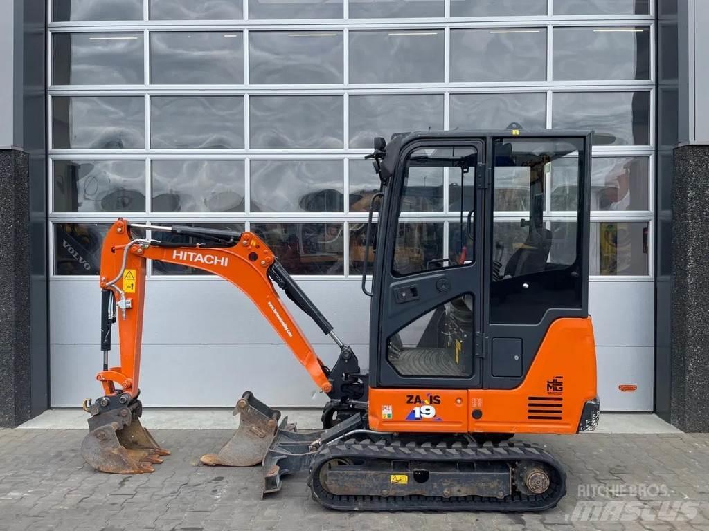 Hitachi ZX19-6 CR حفارات صغيرة أقل من 7 طن (حفارات صغيرة)