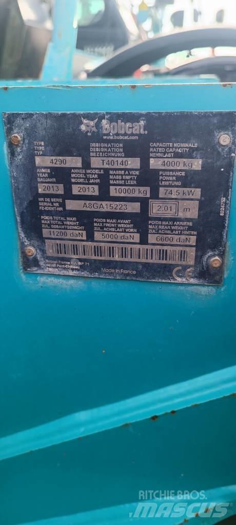 Bobcat T 40.140 مناولات متداخلة