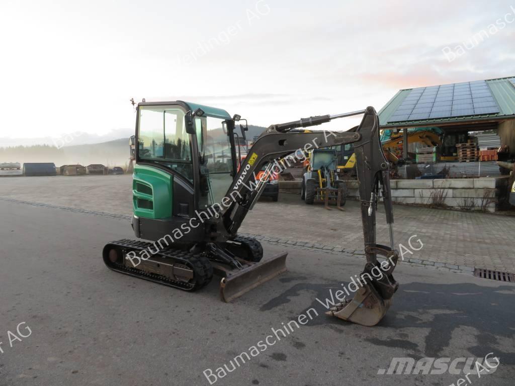 Volvo ECR 25 D حفارات صغيرة أقل من 7 طن (حفارات صغيرة)