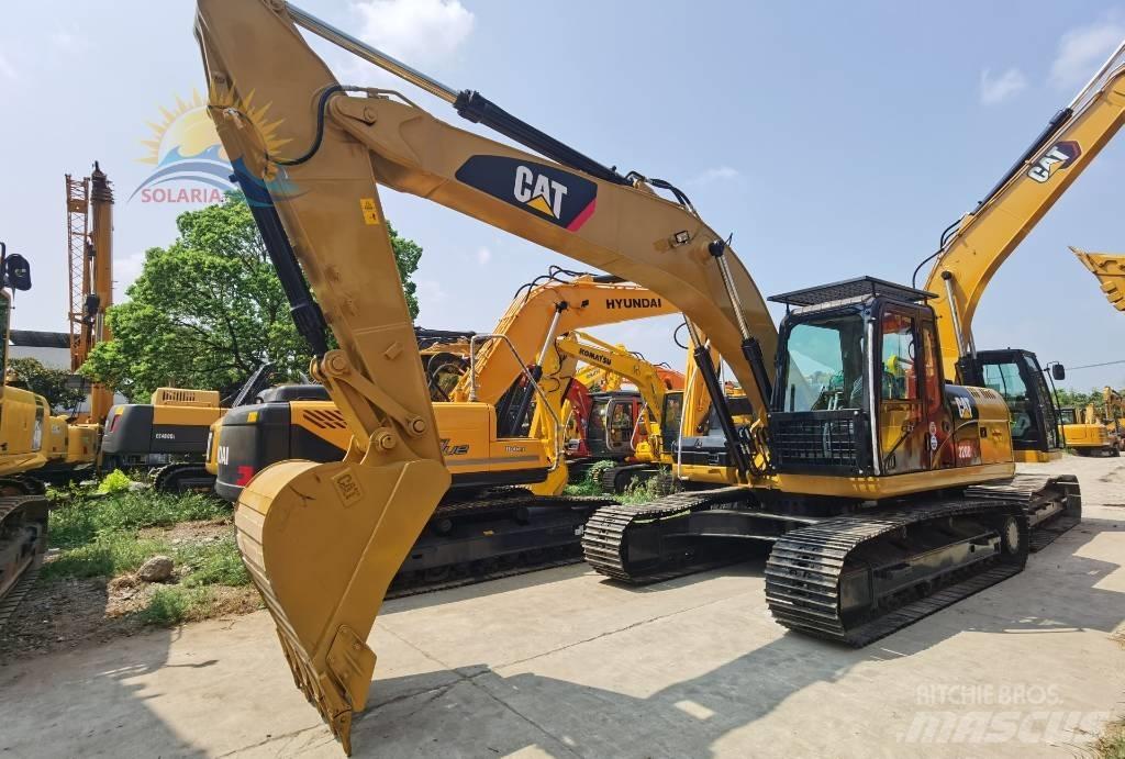 CAT 320D2L حفارات زحافة