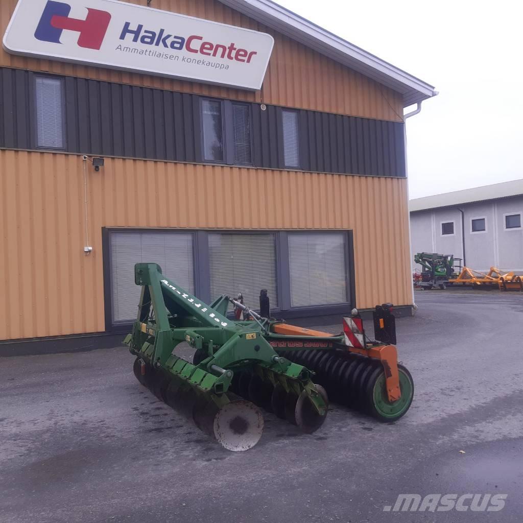 Amazone Catros 3001 زحافات ساحقة