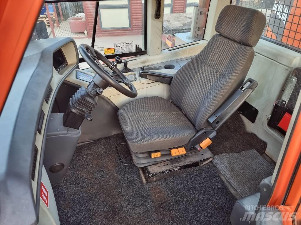 Doosan DA 30 ساحبات مفصلية