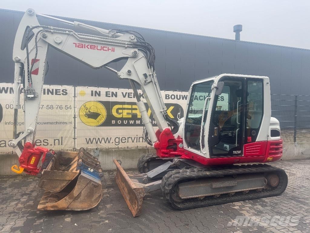 Takeuchi TB 290 حفارات وسط 7 طن - 12 طن