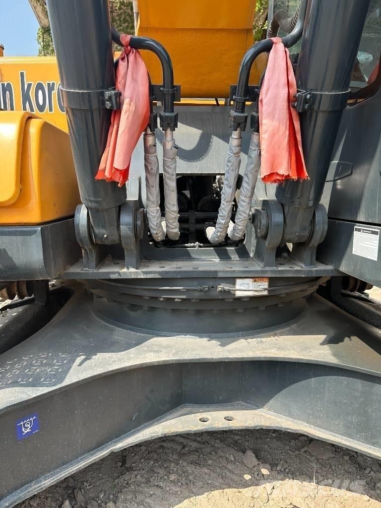 Hyundai 305LC-9S حفارات زحافة