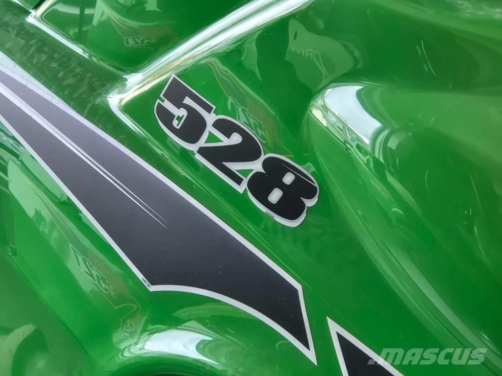 Avant 528 لوادر متعددة الأغراض
