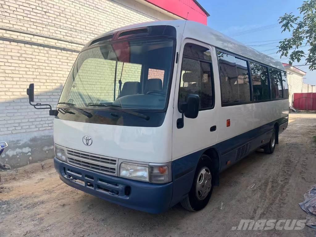 Toyota Coaster Bus حافلة صغيرة