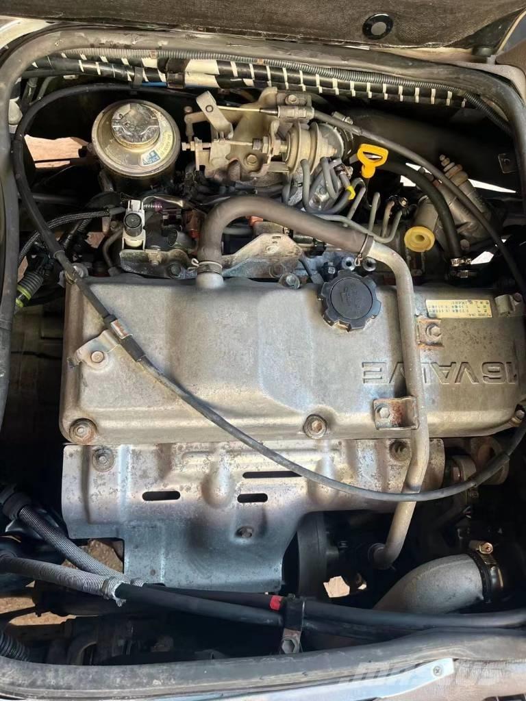 Toyota Coaster Bus حافلة صغيرة