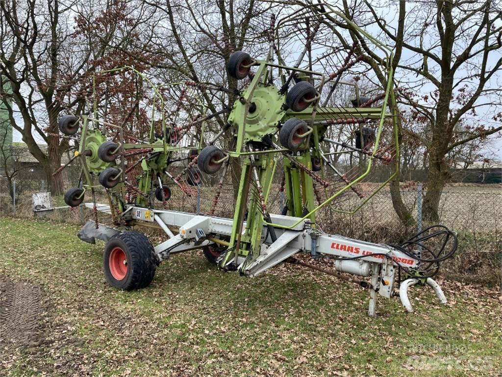 CLAAS Liner 3000 معدات حصد