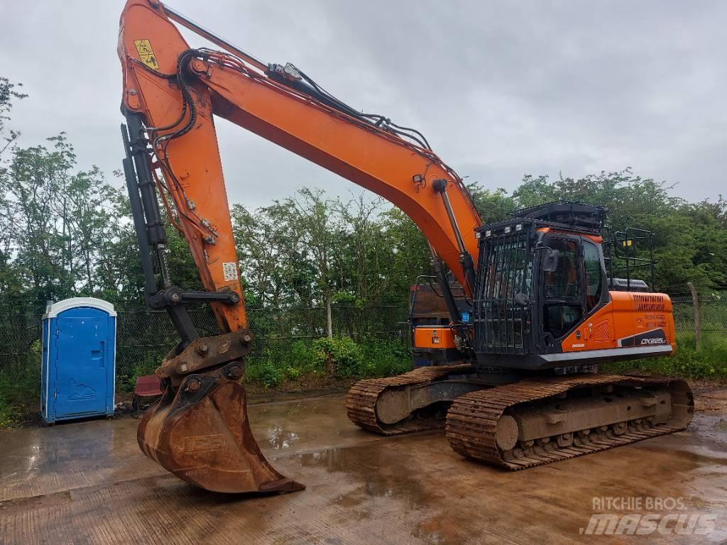 Doosan DX 225 LC-5 حفارات زحافة