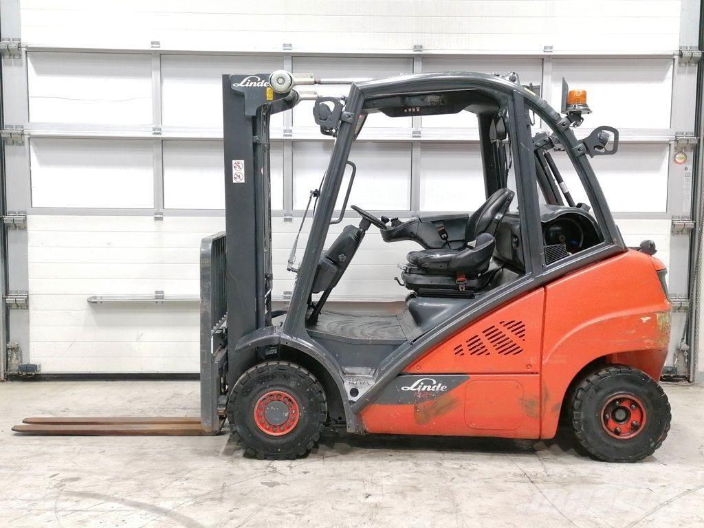 Linde H25T-01 شاحنات LPG