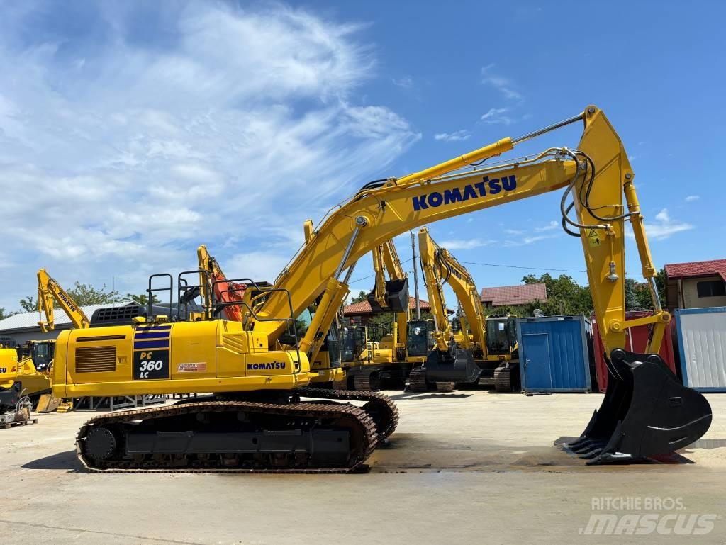 Komatsu PC360LC-11E0 حفارات زحافة