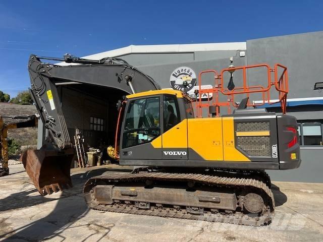 Volvo EC 200 E حفارات زحافة