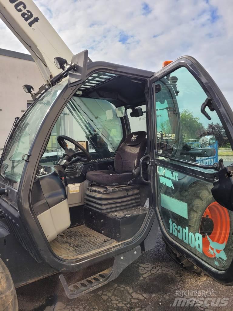 Bobcat TL 30.70 HB مناولات متداخلة