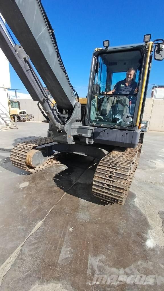Volvo ECR 88 D حفارات وسط 7 طن - 12 طن