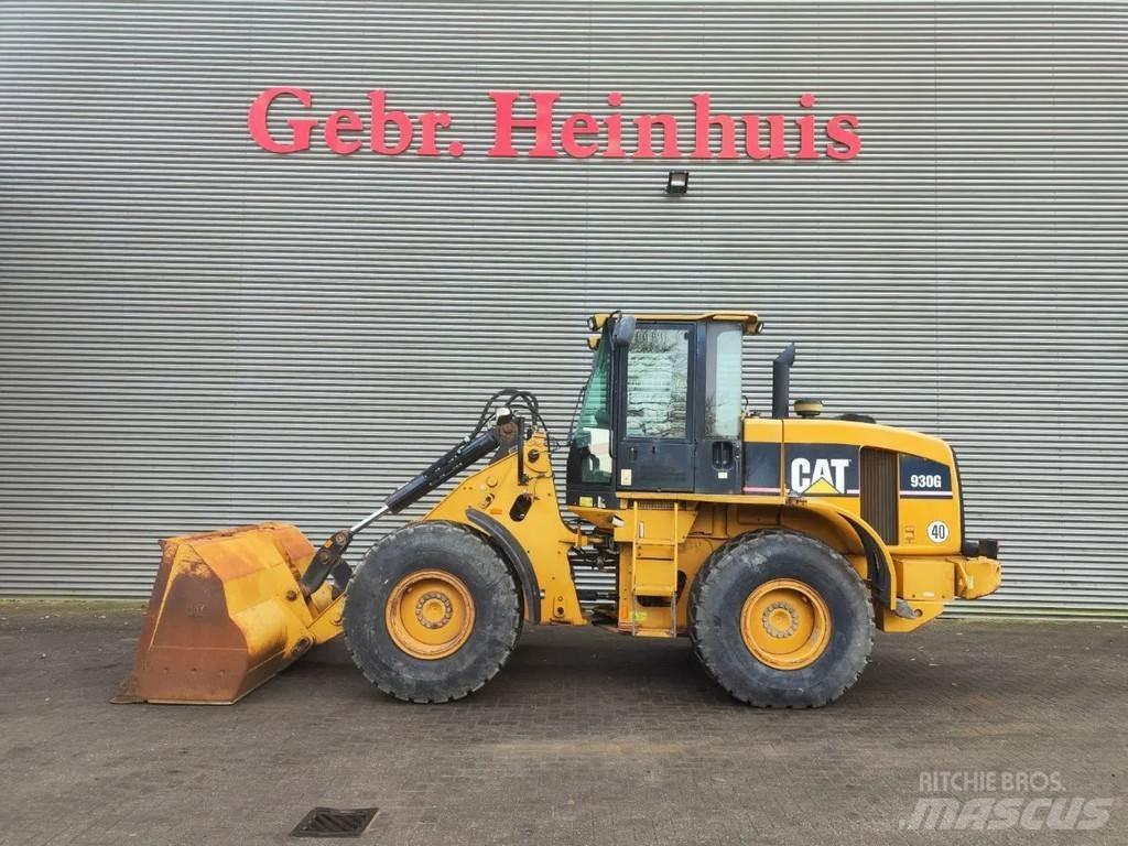 CAT 930G لوادر بعجل