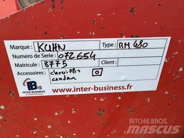 Kuhn RM480 جزازات وأغطية المراعي