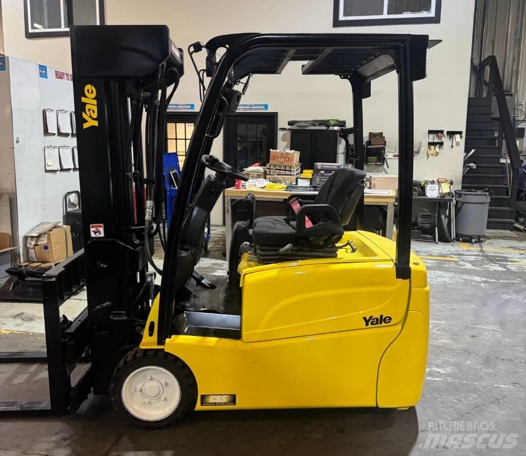 Yale ERP 040 VT شاحنات ذات رافعات شوكية تعمل بالكهرباء
