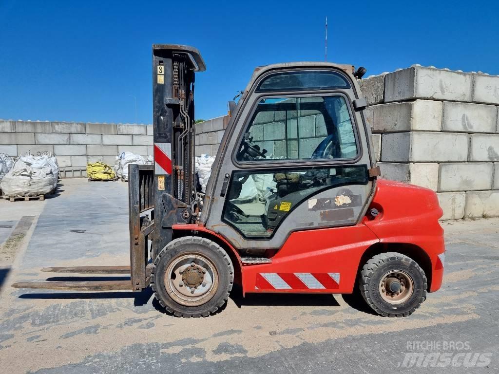 Manitou MI 35 D شاحنات الديزل