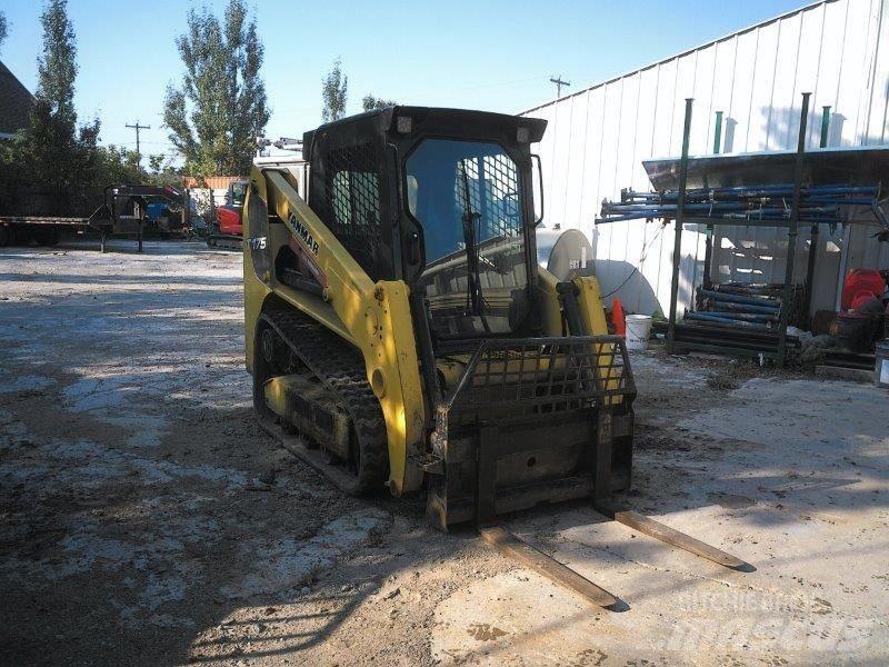 Yanmar T 175 لوادر انزلاقية التوجيه