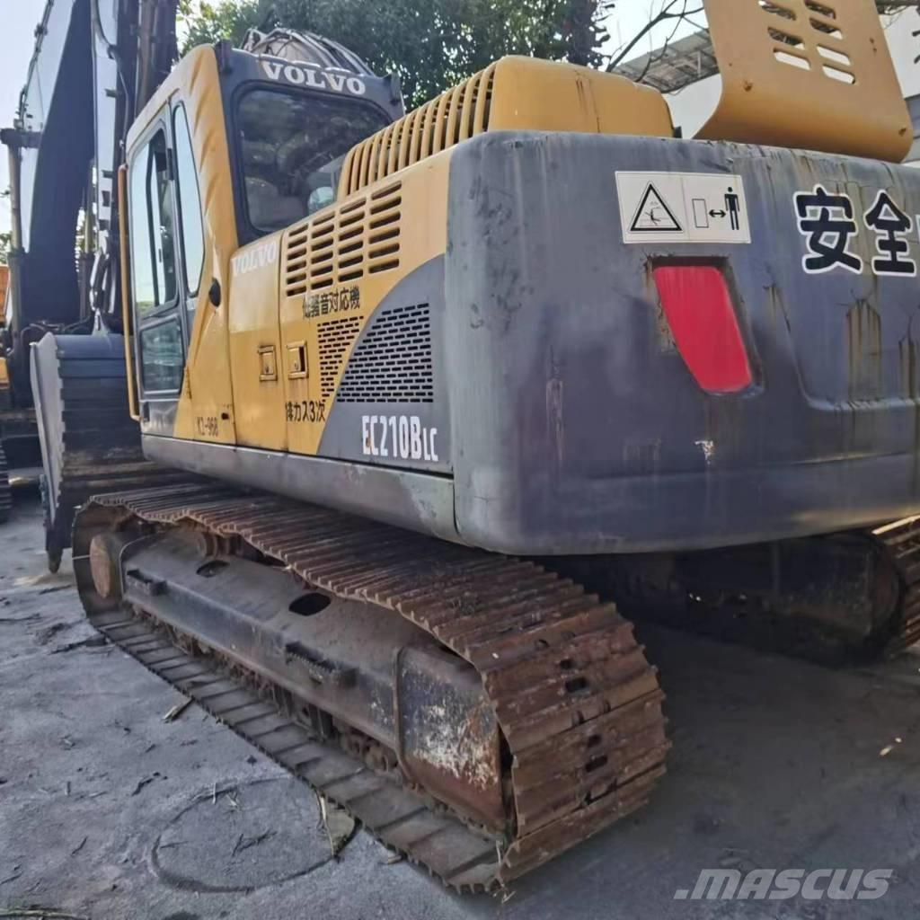 Volvo EC 210 B LC حفارات زحافة