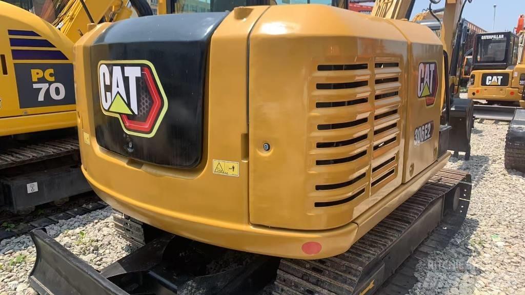CAT 306 حفارات زحافة