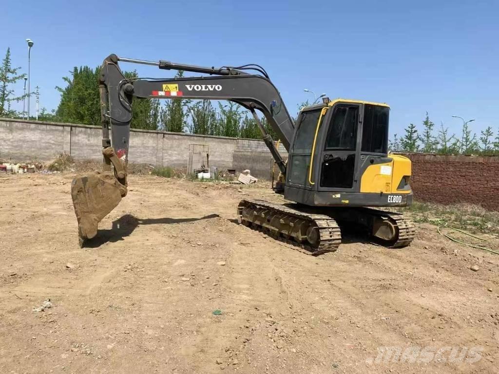 Volvo ec80d حفارات زحافة