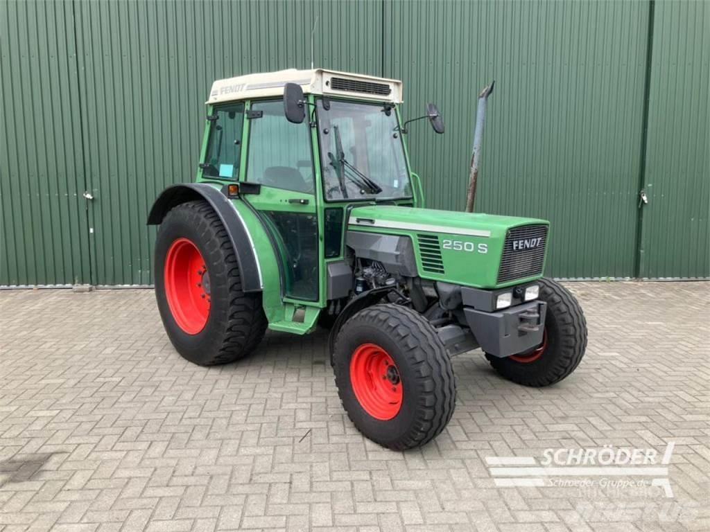 Fendt FARMER 250 S الجرارات
