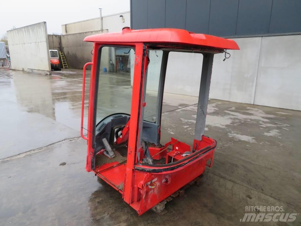 Volvo L 30 B / L 35 كابينة والداخلية