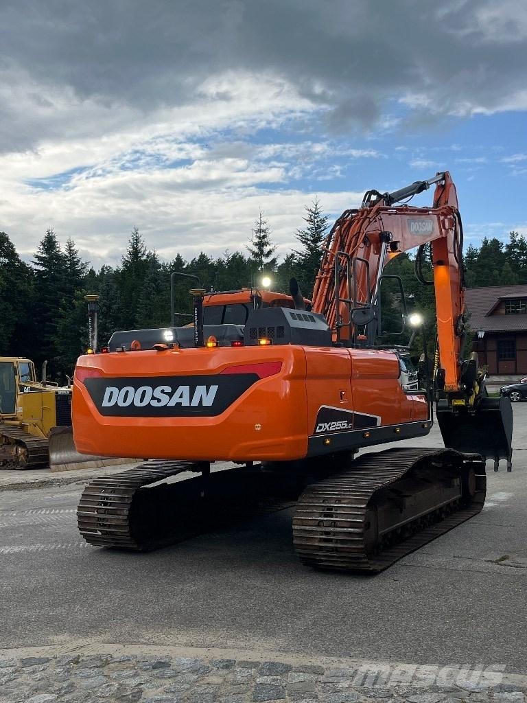 Doosan DX 255 LC-5 حفارات زحافة