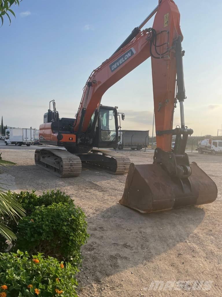 Doosan DX225LC-7 حفارات زحافة