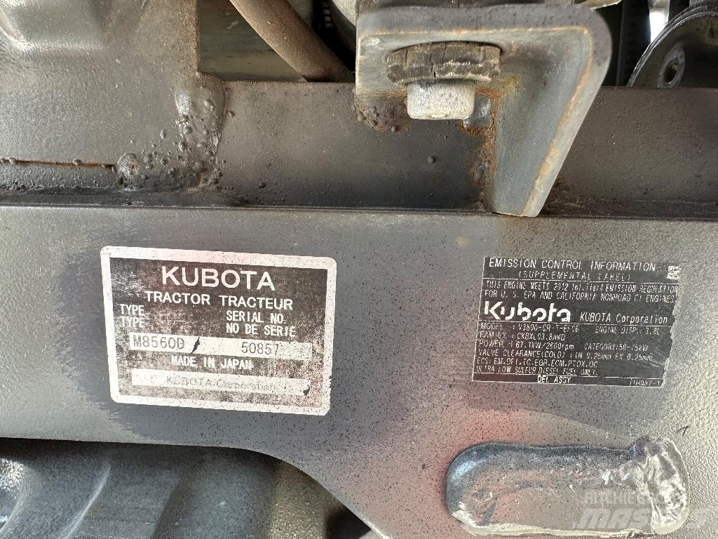 Kubota M8560 الجرارات