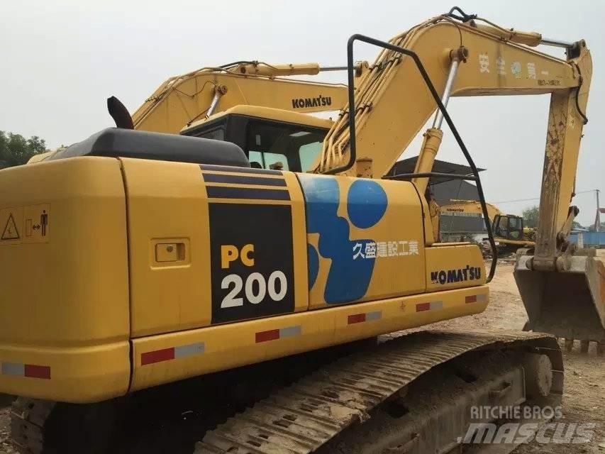 Komatsu pc200-7 حفارات زحافة