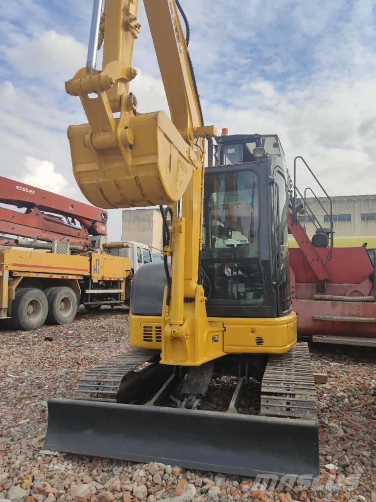 Komatsu PC 55 MR حفارات صغيرة أقل من 7 طن (حفارات صغيرة)