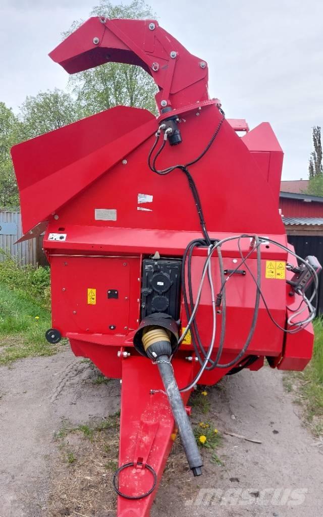 Kverneland 853 Pro آلات تمزيق الحزم وتقطيعها ونشرها