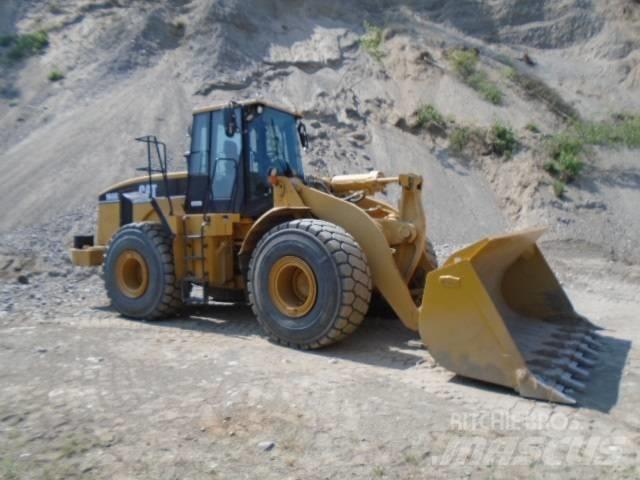 CAT 966 G لوادر بعجل