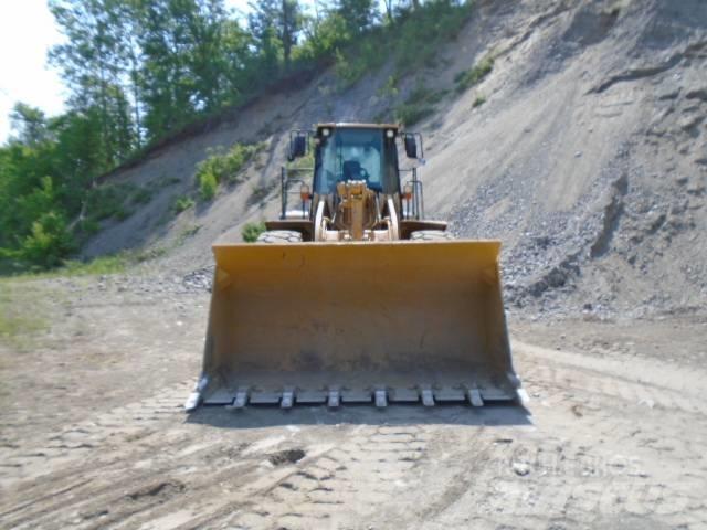 CAT 966 G لوادر بعجل